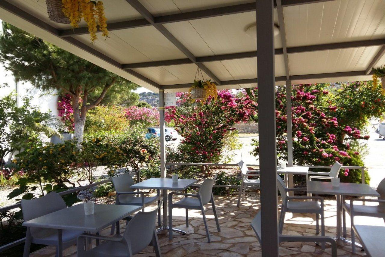 George Apartment Pefki (Rhodes)